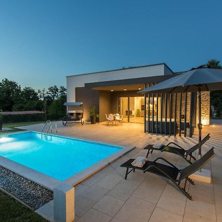 Sveti Petar u Sumi Villa Dual מראה חיצוני תמונה