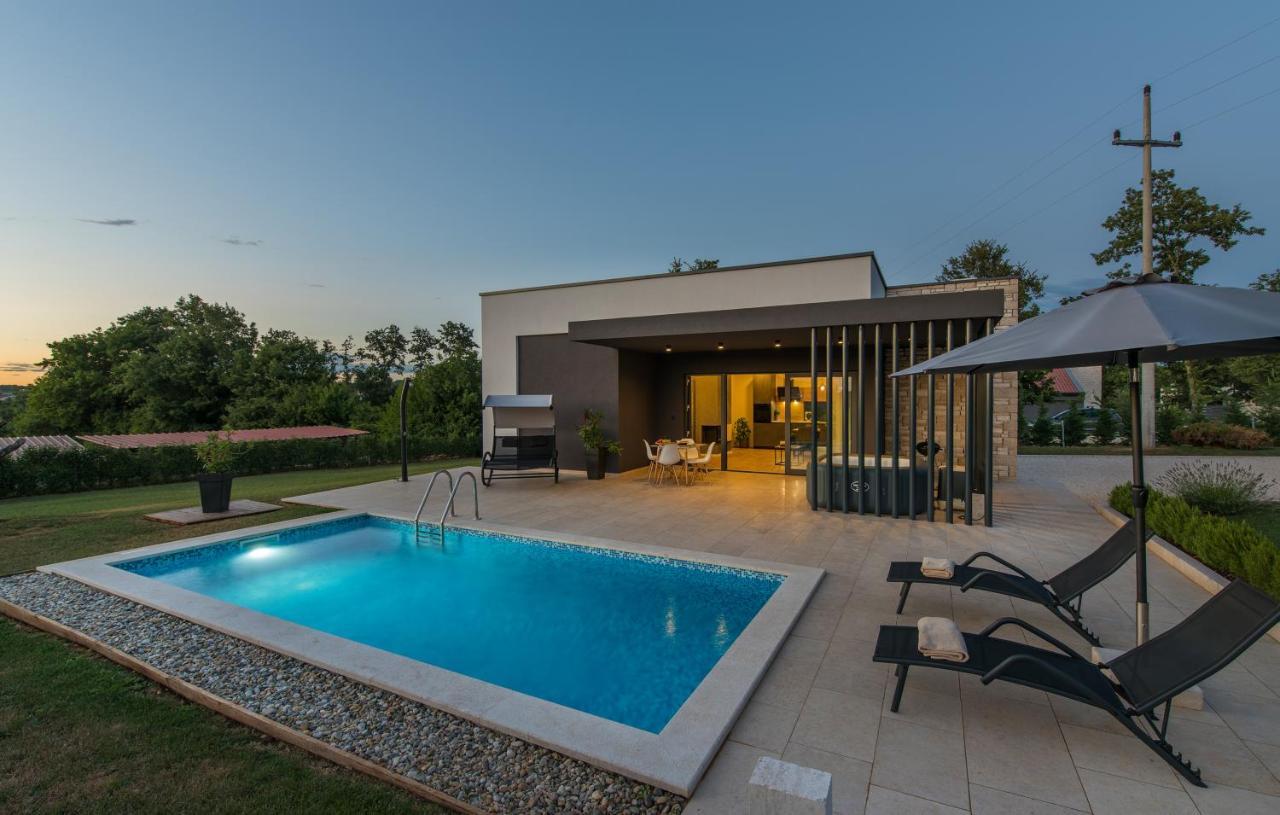 Sveti Petar u Sumi Villa Dual מראה חיצוני תמונה